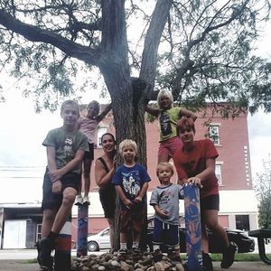 Meet your Posher, Crystal